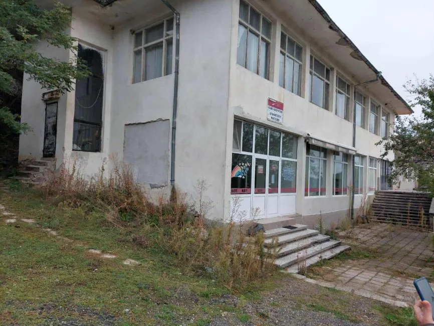 Proprietate comercială De vânzare - 4950 с.Загражден BG Image 2