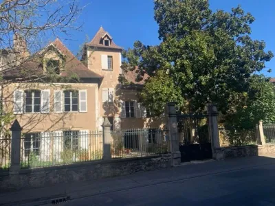Conac De vânzare 46400 SAINT-CERE FR